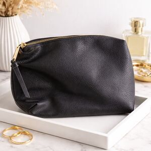 Steve Madden Black Leather Zip Pouch / Clutch Gold Hardware EUC